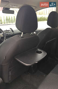 Хэтчбек Nissan Note 2007 в 