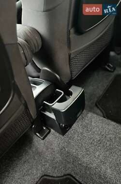 Хэтчбек Nissan Note 2009 в 