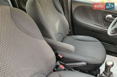 Хэтчбек Nissan Note 2007 в 