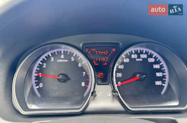 Хэтчбек Nissan Note 2015 в 