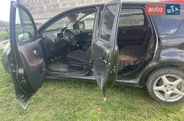 Хэтчбек Nissan Note 2008 в 