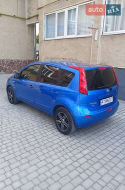 Хэтчбек Nissan Note 2006 в Ивано-Франковске