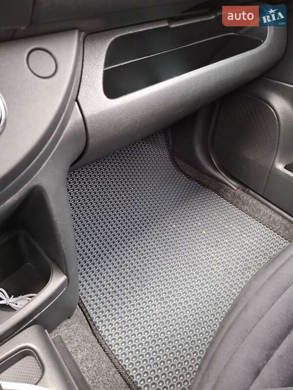 Хетчбек Nissan Note 2007 в Івано-Франківську