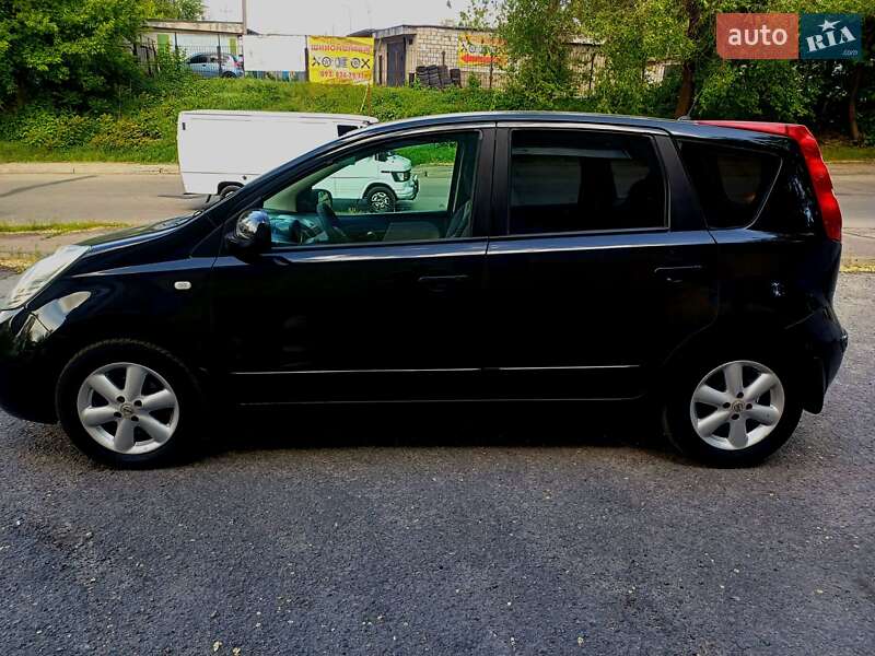 Хетчбек Nissan Note 2007 в Кам'янському