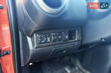 Хэтчбек Nissan Note 2007 в 