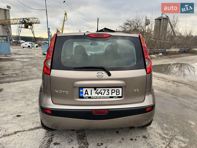 Хетчбек Nissan Note 2007 в 