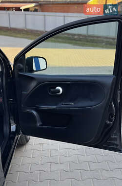 Хетчбек Nissan Note 2011 в 