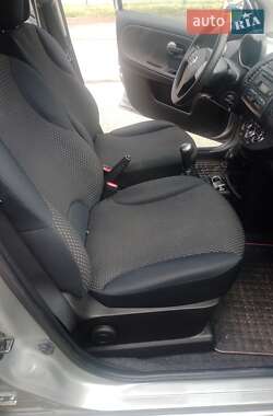 Хетчбек Nissan Note 2006 в 