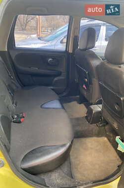 Хэтчбек Nissan Note 2007 в 