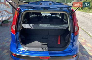 Хэтчбек Nissan Note 2007 в 