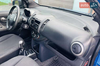 Хэтчбек Nissan Note 2007 в 