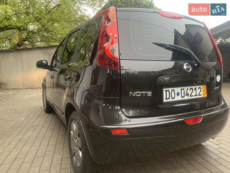 Хэтчбек Nissan Note 2010 в Казатине