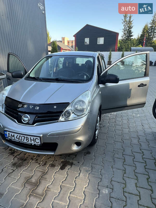 Nissan Note 2010 Nissan Note 2010