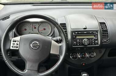 Хэтчбек Nissan Note 2008 в 