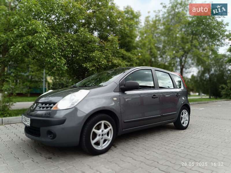 Хетчбек Nissan Note 2006 в 