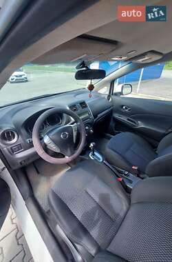 Хэтчбек Nissan Note 2013 в 