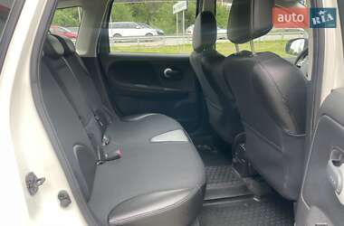 Хетчбек Nissan Note 2012 в 