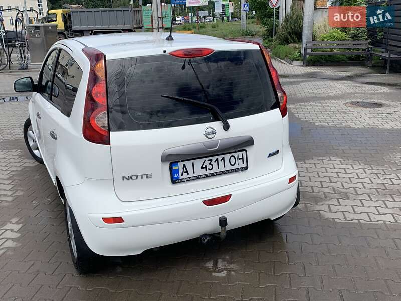 Хетчбек Nissan Note 2010 в Києві