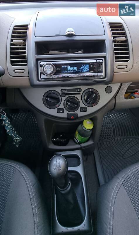 Хэтчбек Nissan Note 2006 в Черновцах