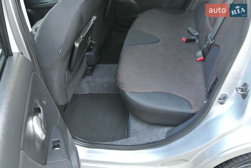 Хэтчбек Nissan Note 2009 в Черновцах