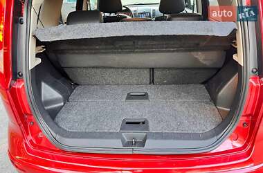 Хэтчбек Nissan Note 2008 в 