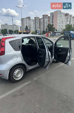 Хэтчбек Nissan Note 2012 в Киеве