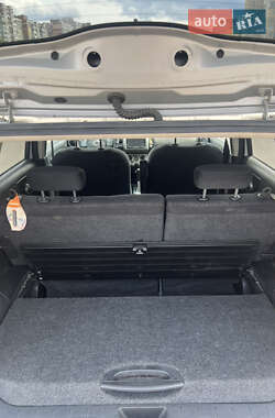 Хэтчбек Nissan Note 2012 в Киеве