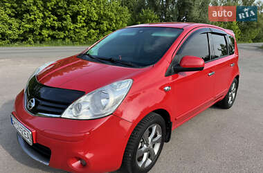 Хетчбек Nissan Note 2010 в 