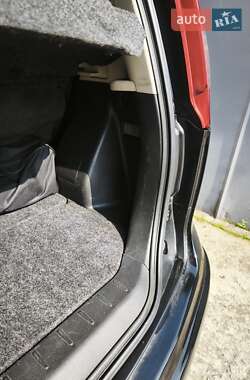 Хэтчбек Nissan Note 2007 в 
