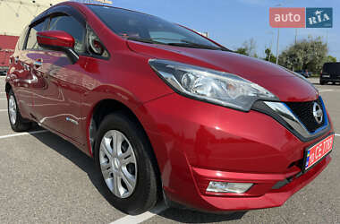 Хэтчбек Nissan Note 2016 в 