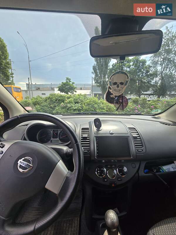 Хэтчбек Nissan Note 2006 в Вышгороде