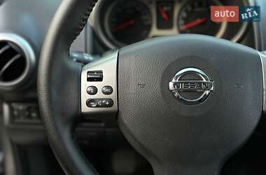Хэтчбек Nissan Note 2006 в 