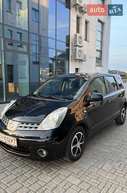 Хэтчбек Nissan Note 2006 в Ровно
