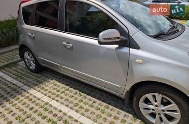 Хетчбек Nissan Note 2010 в 
