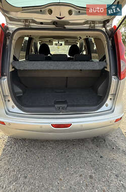 Хэтчбек Nissan Note 2008 в 