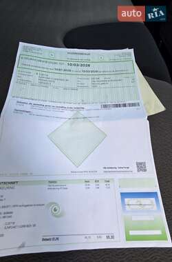 Хэтчбек Nissan Note 2010 в 