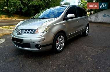 Хэтчбек Nissan Note 2008 в Каменском
