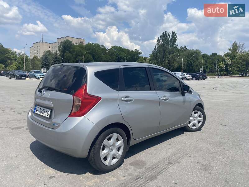 Хетчбек Nissan Note 2015 в Запоріжжі