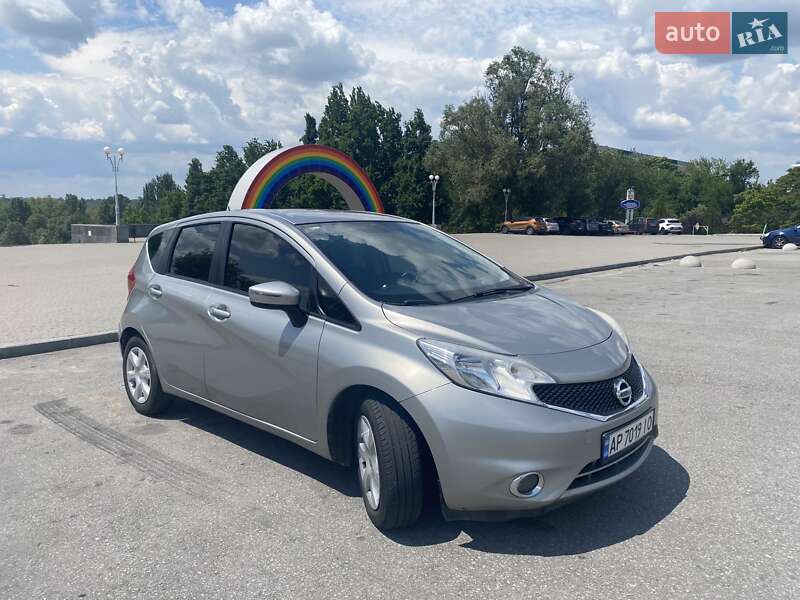Хетчбек Nissan Note 2015 в Запоріжжі