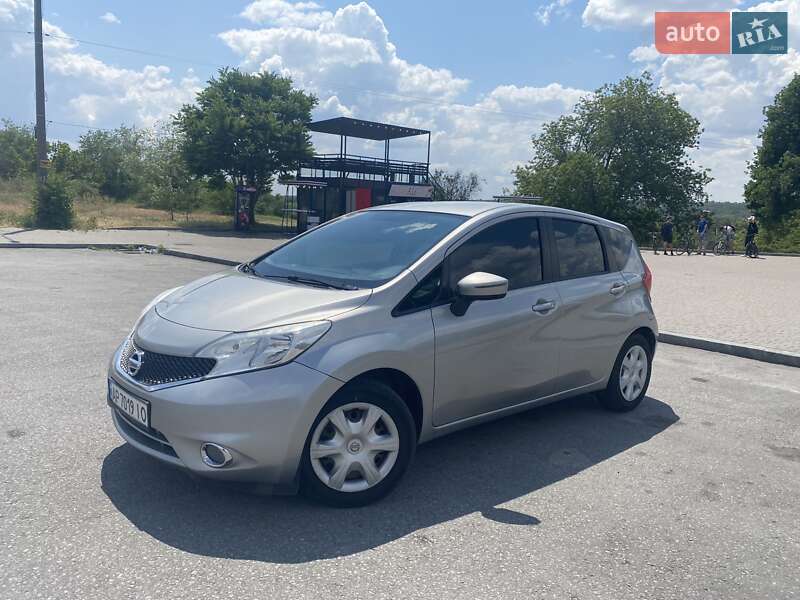 Хетчбек Nissan Note 2015 в Запоріжжі
