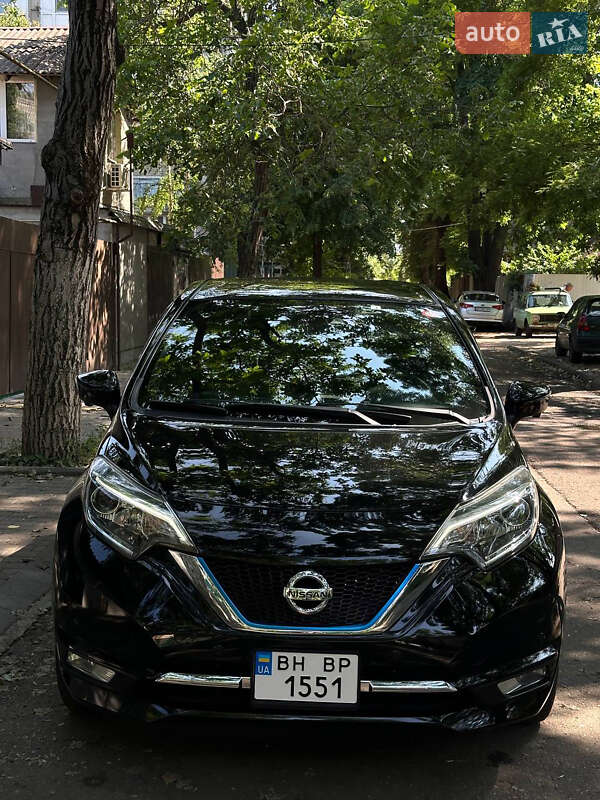 Хэтчбек Nissan Note 2017 в Одессе