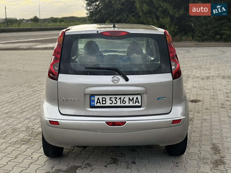 Хетчбек Nissan Note 2009 в Вінниці