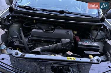 Хэтчбек Nissan Note 2009 в 
