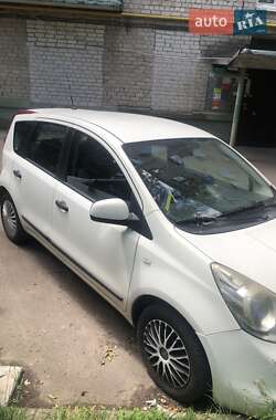 Хэтчбек Nissan Note 2013 в Житомире