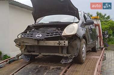 Хетчбек Nissan Note 2006 в Саврані