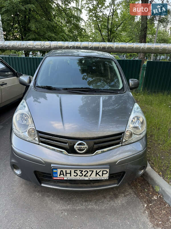 Хетчбек Nissan Note 2013 в Дніпрі