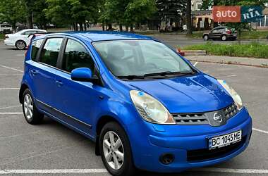 Хетчбек Nissan Note 2007 в 