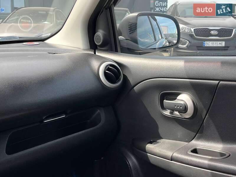 Хэтчбек Nissan Note 2011 в Львове