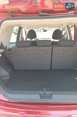 Хэтчбек Nissan Note 2012 в Ровно