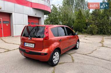 Хэтчбек Nissan Note 2006 в 